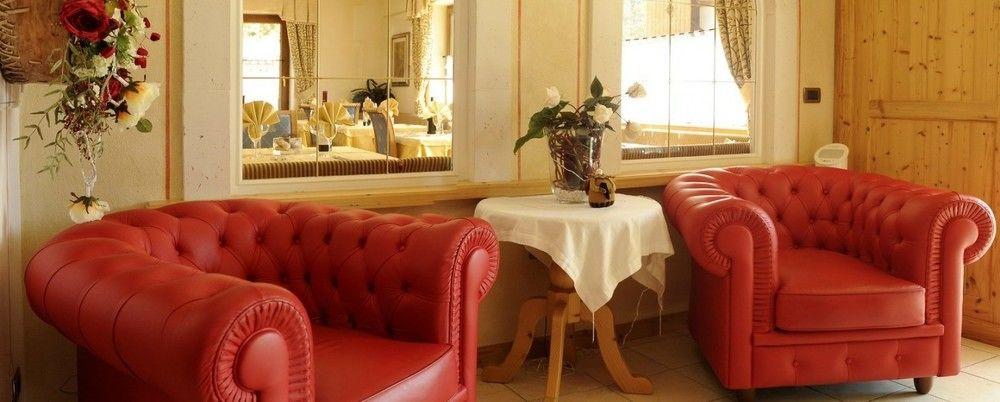 Hotel Arnika Pozza di Fassa Luaran gambar