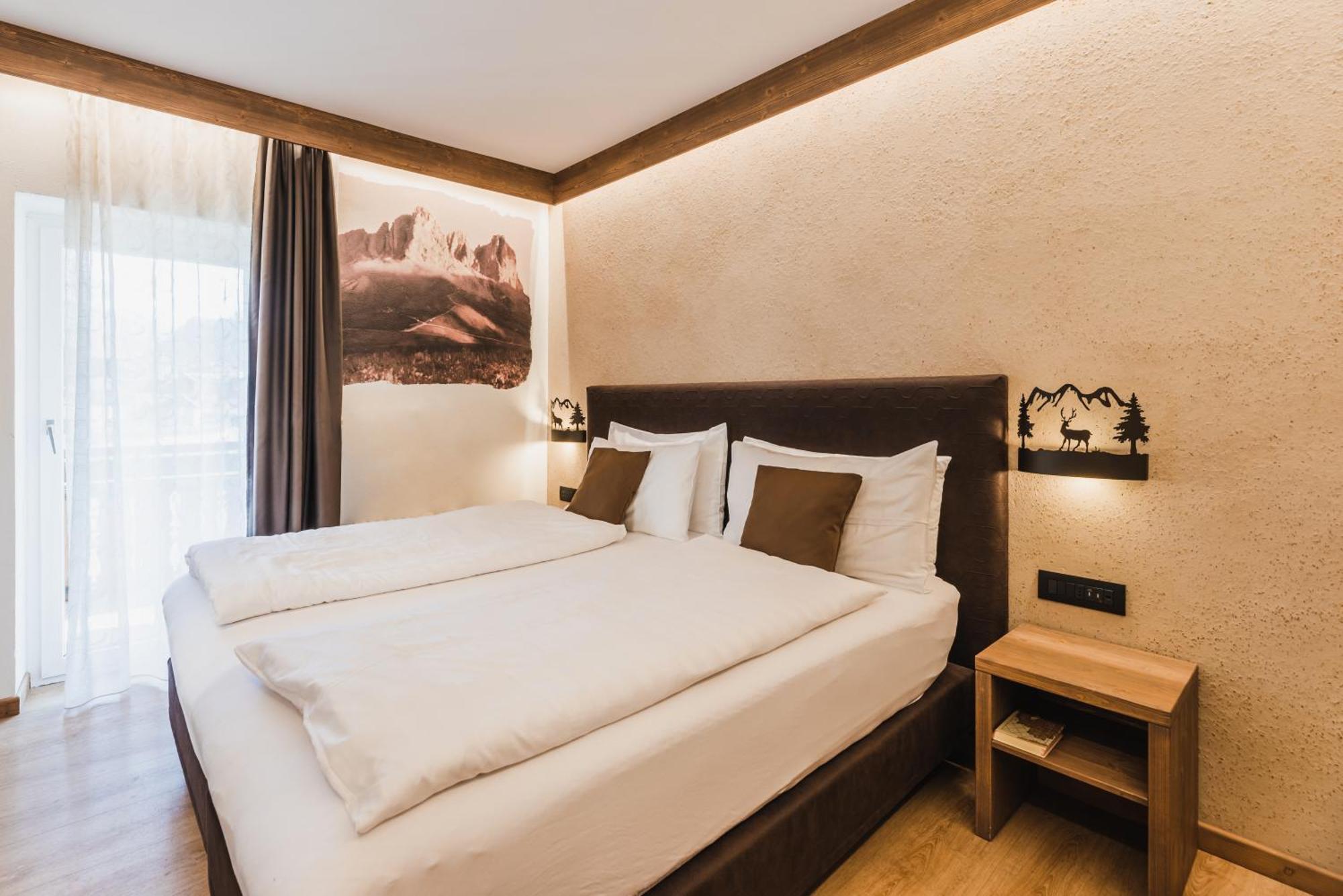 Hotel Arnika Pozza di Fassa Luaran gambar