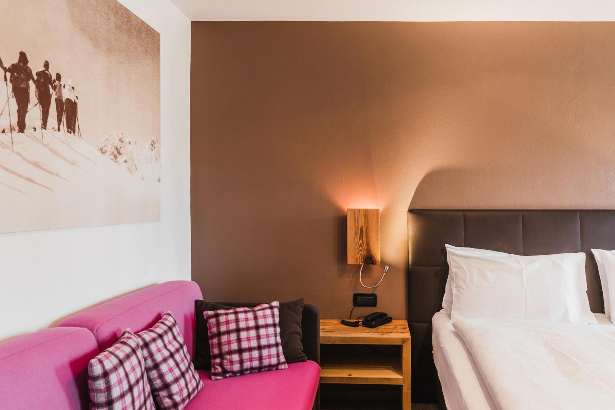 Hotel Arnika Pozza di Fassa Luaran gambar