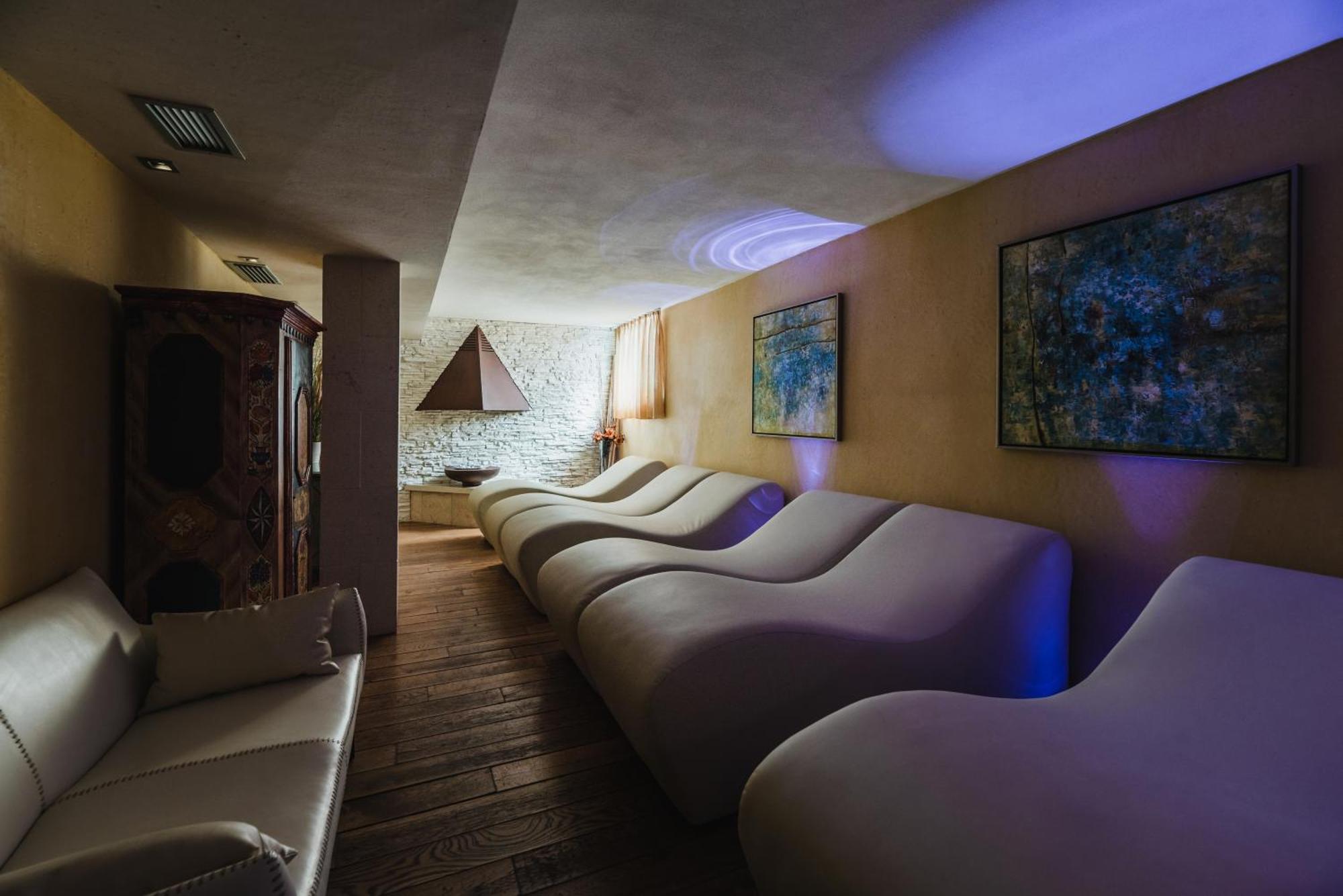 Hotel Arnika Pozza di Fassa Luaran gambar