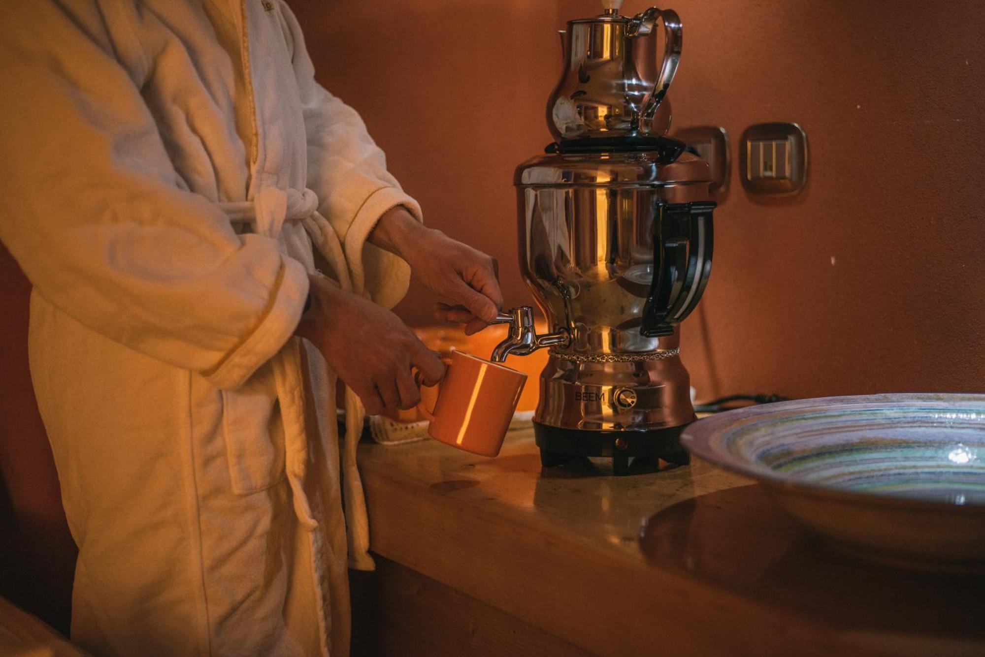 Hotel Arnika Pozza di Fassa Luaran gambar